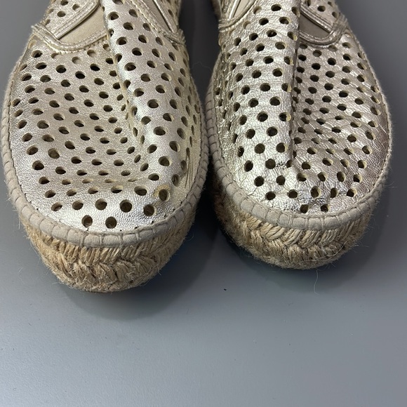 LOEFFLER RANDAL GOLD PERFORATED ESPADRILLES - Picture 6 of 7